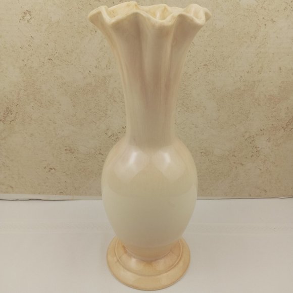 Vintage Haeger Pottery Vase Tan Ruffled Rim 12" - Picture 1 of 5